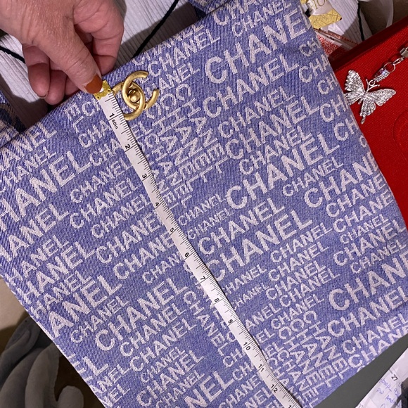 CHANEL Denim Blue Logo Turlock Tote - Picture 14 of 17